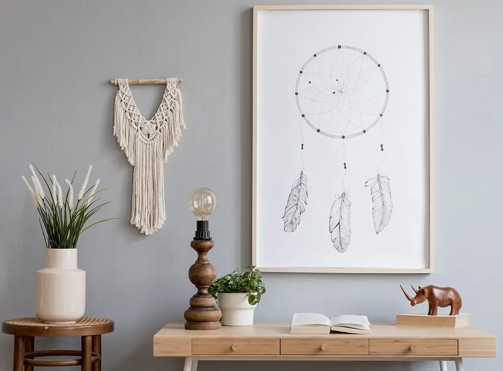 Neutral living room accessories