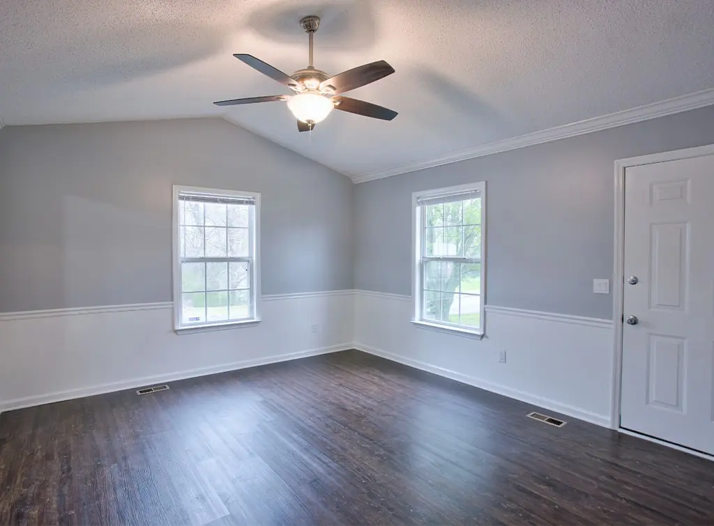 vaulted ceiling crown molding ideas