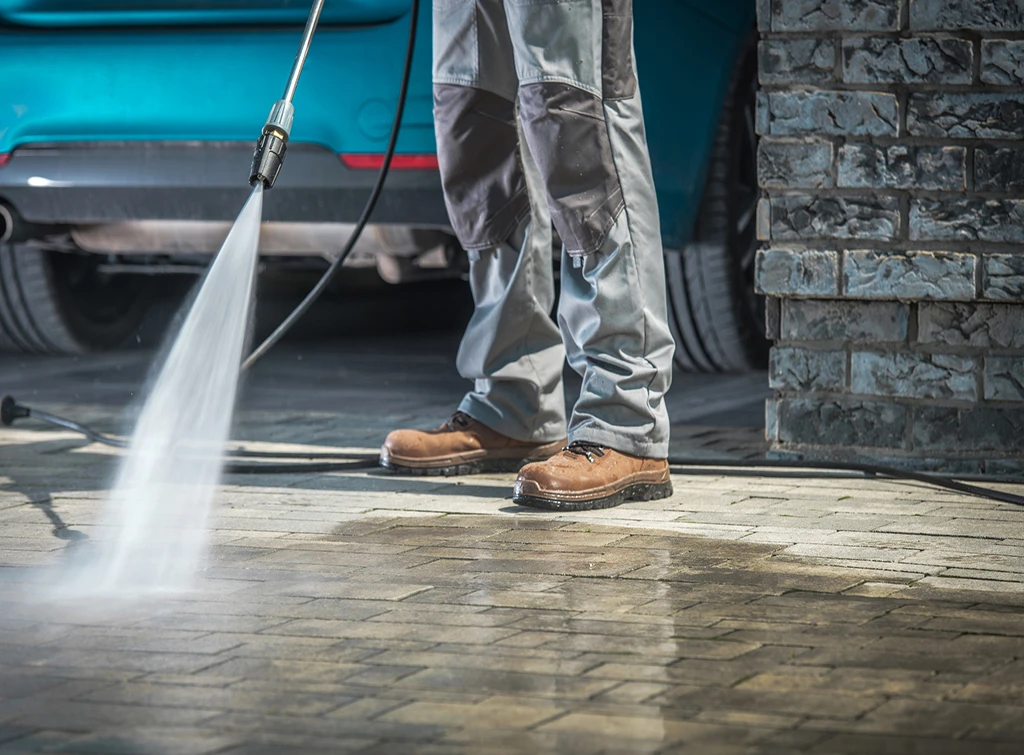 cost to clean a driveway