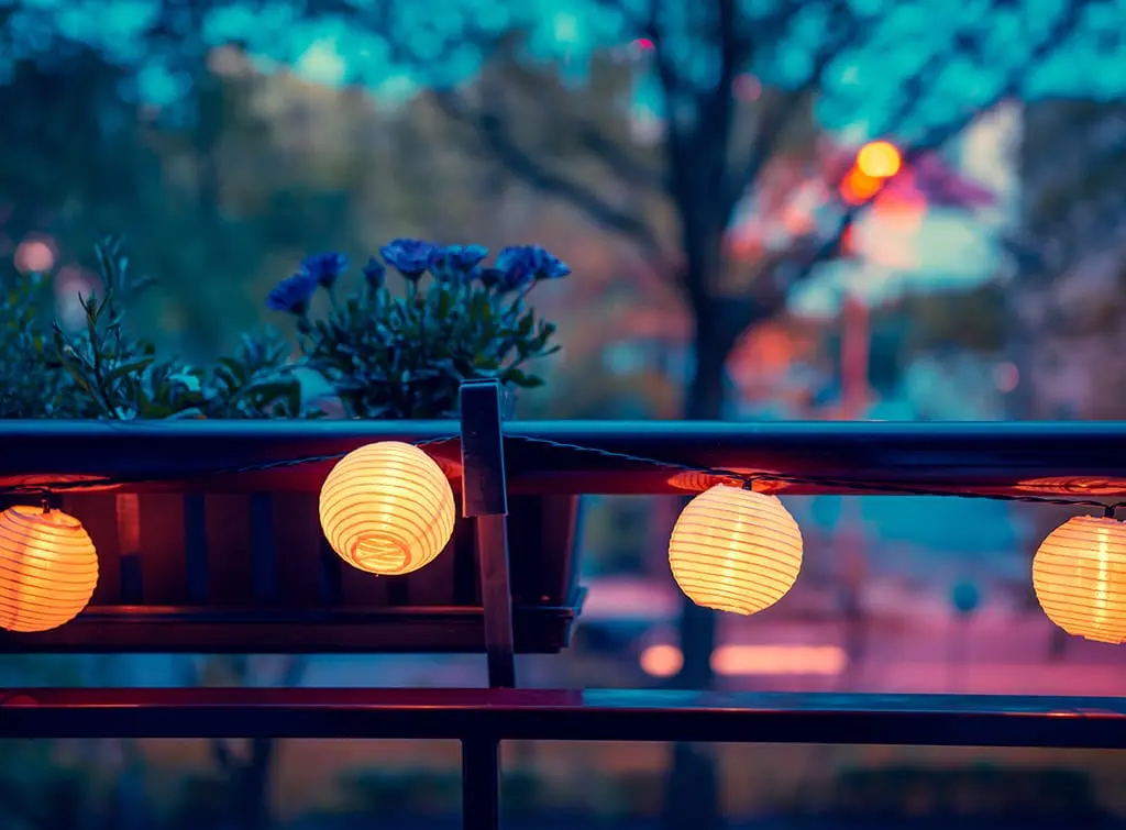 garden solar lighting