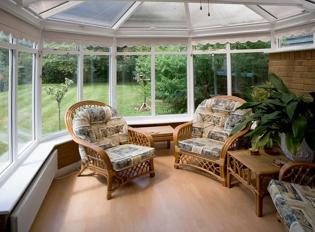 Scalloped conservatory blinds