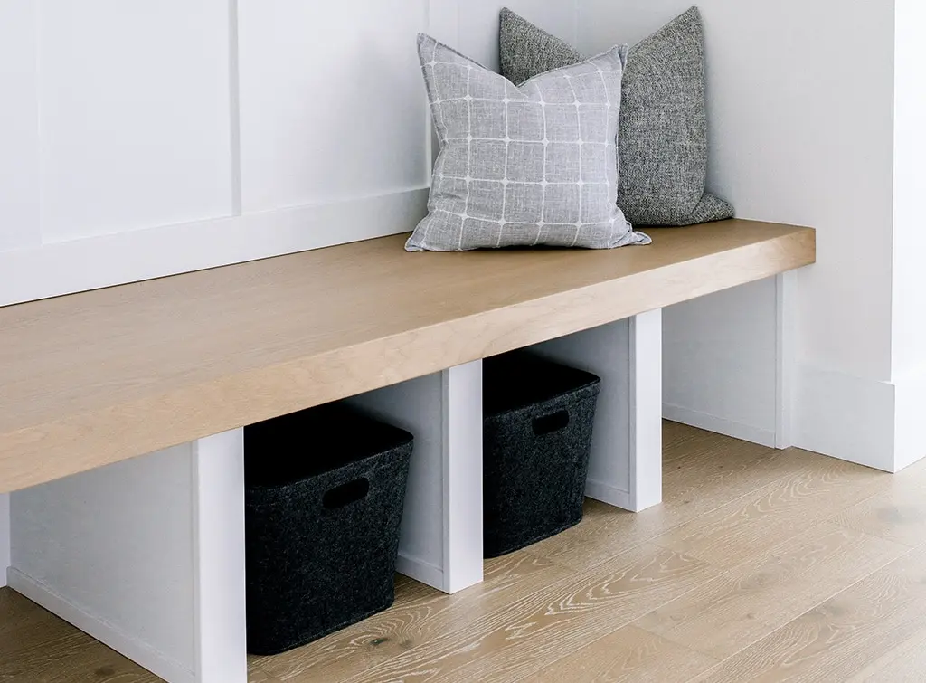 https://www.checkatrade.com/blog/wp-content/uploads/2023/11/Boot-room-simple.jpg
