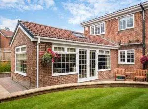https://www.checkatrade.com/blog/wp-content/uploads/2020/10/cost-of-garden-room-extension-300x221.jpg