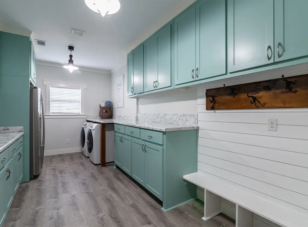 grey flooring in utility room