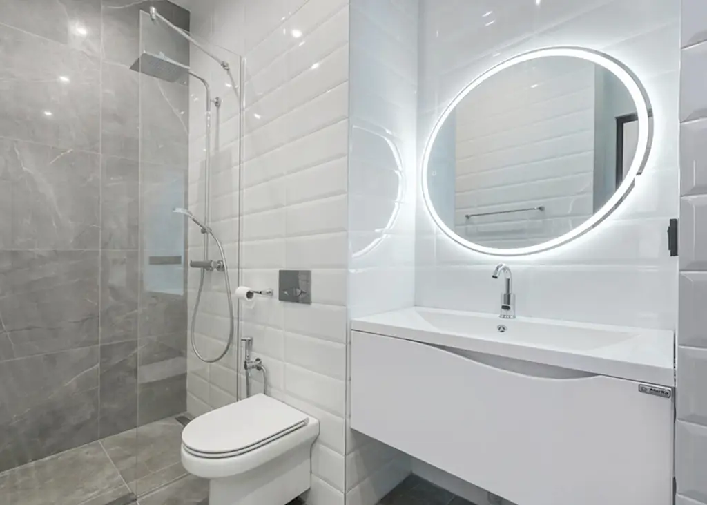 All white minimalist ensuite shower