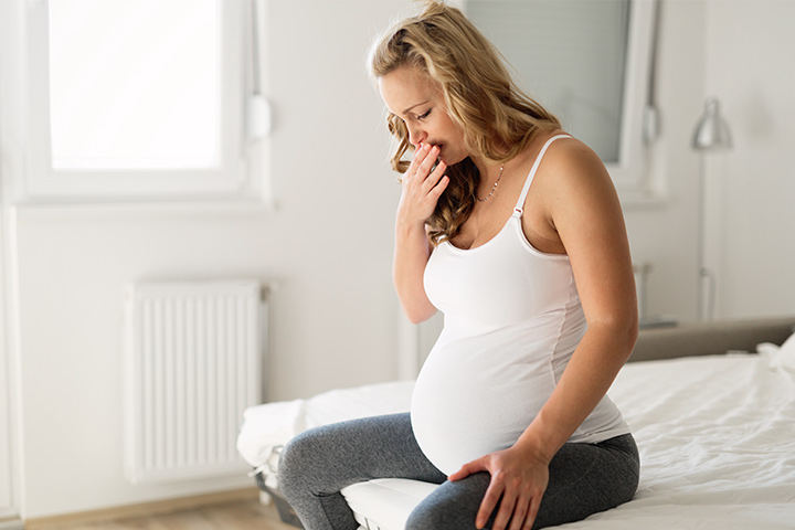 pregnant-women-pissing-telegraph