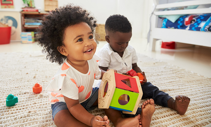 What Is Parallel Play And How Does Your Baby Benefit From It?