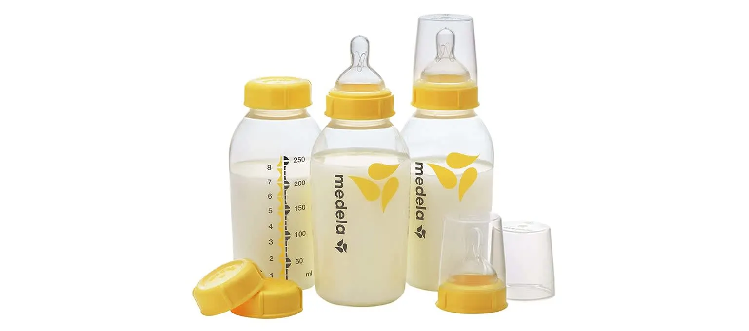 Lansinoh Glass Baby Bottles for Breastfeeding Babies, 8 Ounces, 4 Count,  Includes 4 Medium Flow Nipples (Size 3M)