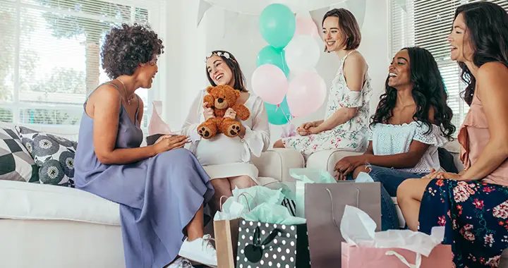 8 Ideas for Baby Shower Gifts for a Girl