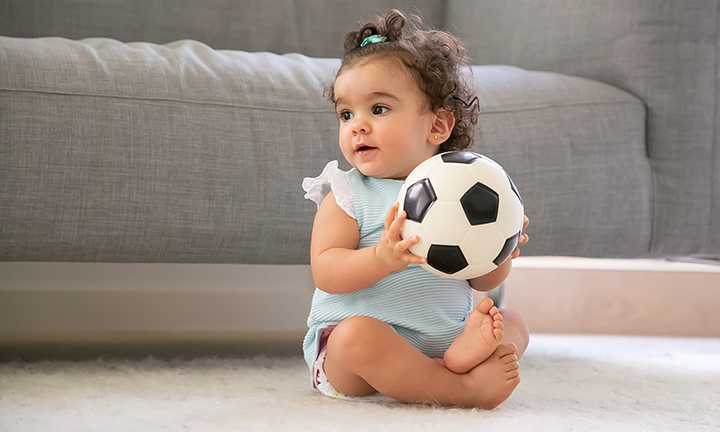 Activities for your 4-month-old from child development experts