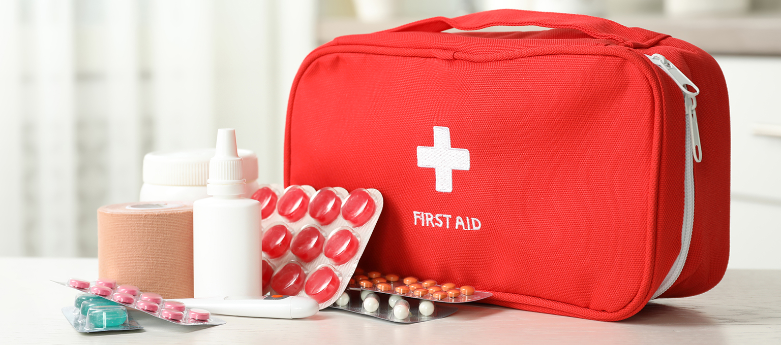 Newborn first on sale aid kit