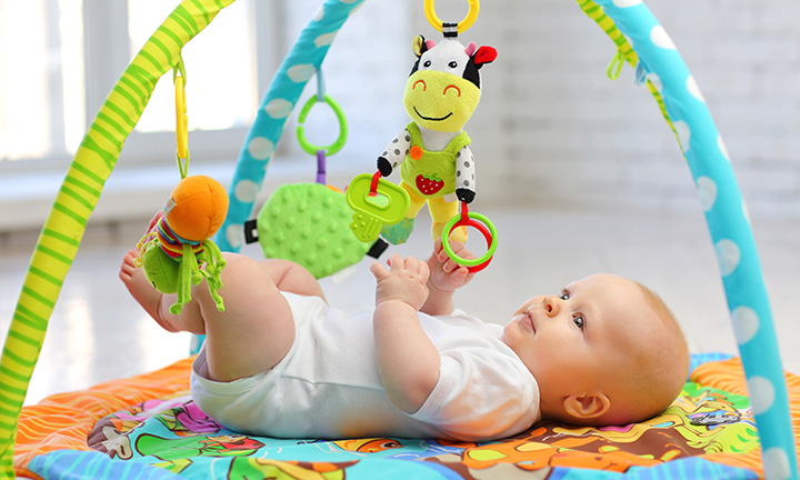 Baby Play Gym and Infant Play Mat with Protective Nets Toddler Activity Center with 5 Hanging Toys,Baby Activity Gym and Ball Pit for Sensory Exploration and Motor Skill Development