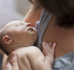 ¿Cómo amamantar correctamente al bebé?