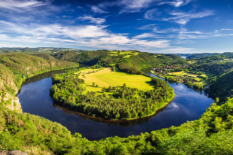 River horseshoe bend