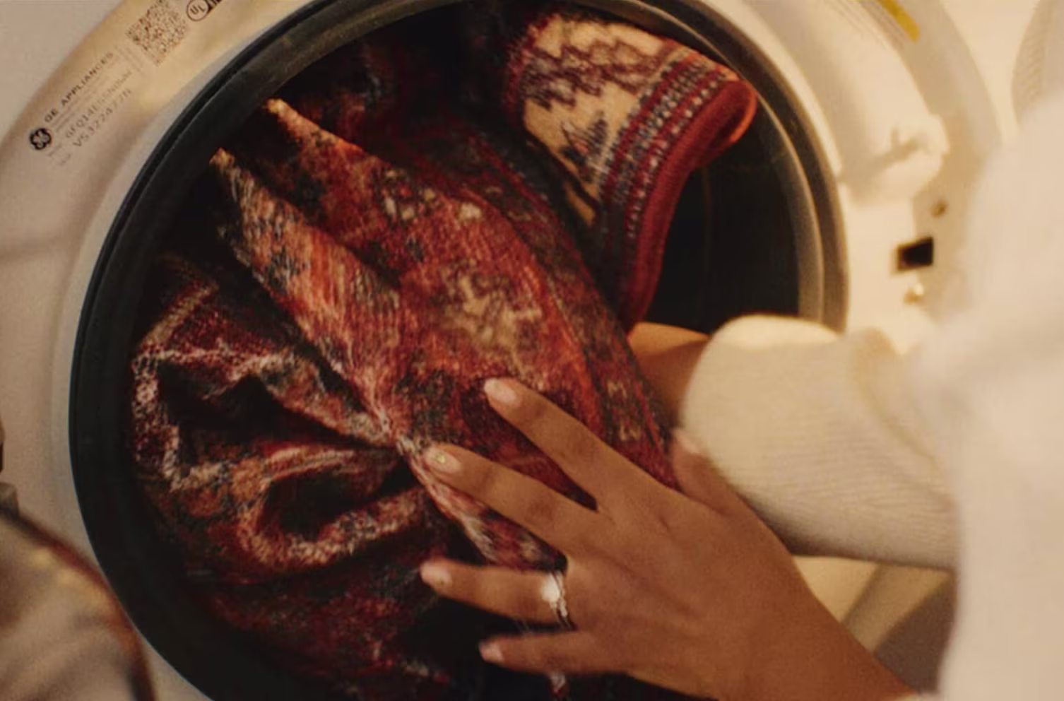 Ruggable Annika Green Rug Dryer - Washing Machine Guide LP Hero