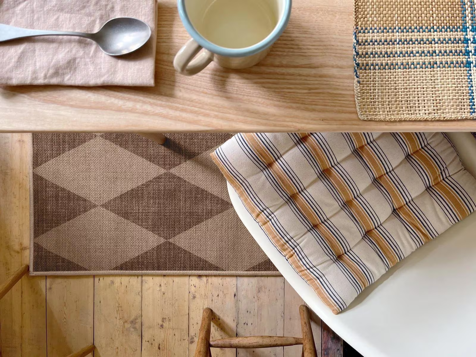 fall layering in dining room with Ruggable Palazzo Latte Brown Re-Jute Rug