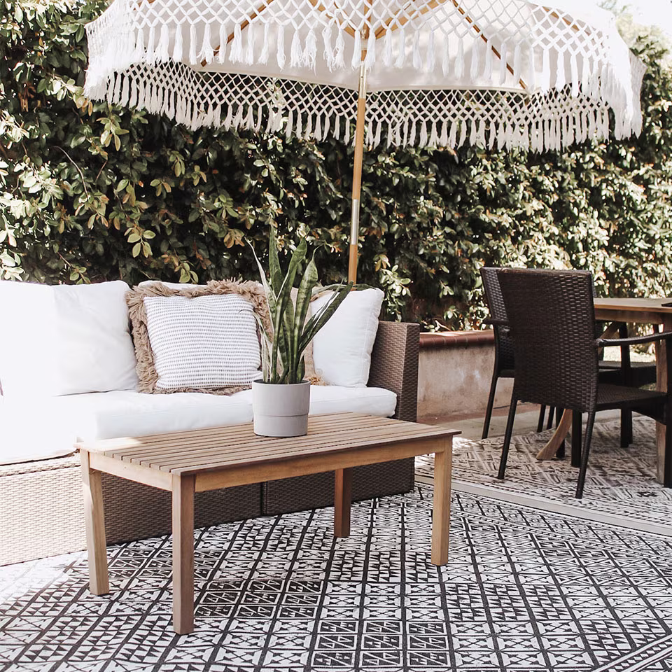Outdoor Loseta Black Rug Ruggable
