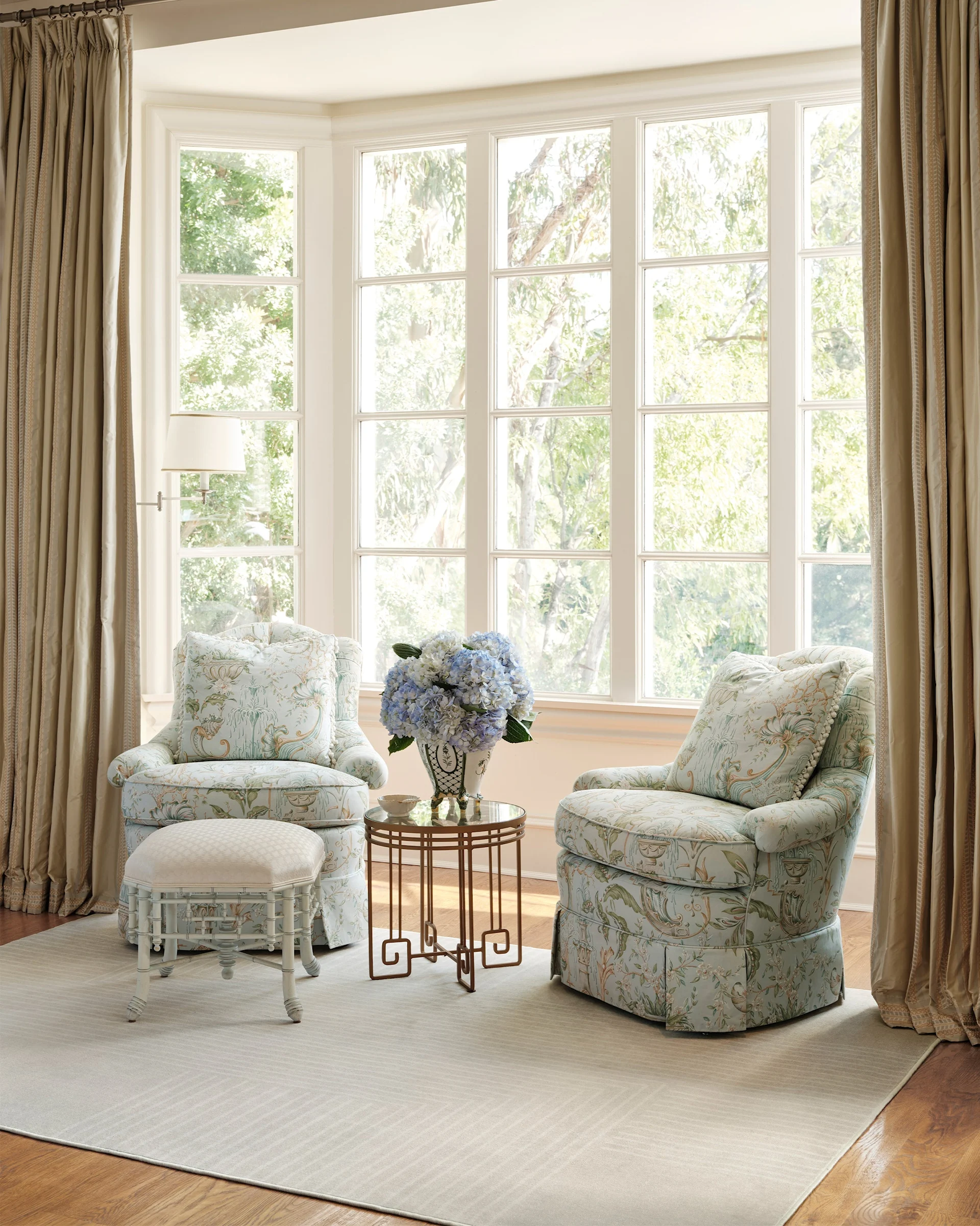 The Hiltons Bel Air Ivory Rug | Ruggable