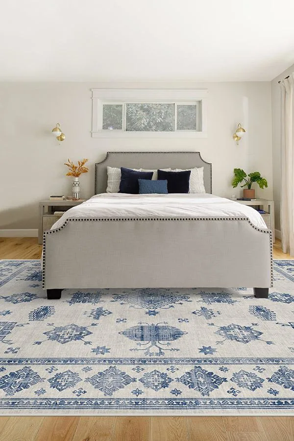 Serina Delft Blue Rug Ruggable