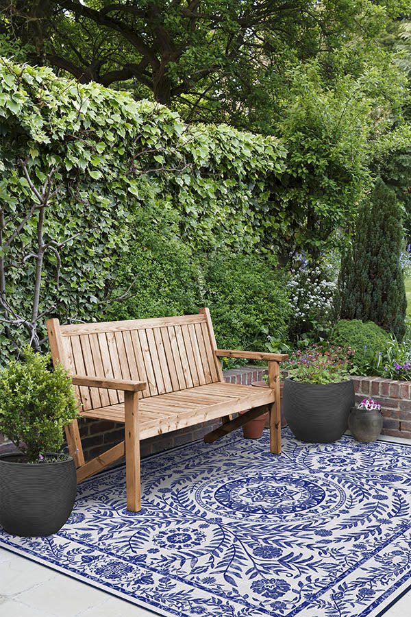 Ruggable's Outdoor Fontaine Delft Blue Rug in 6'x9'