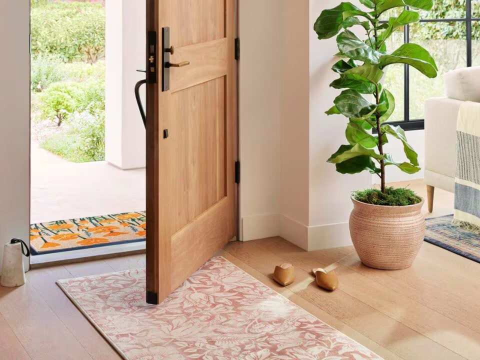 How to Update Your Entryway for Spring Blog