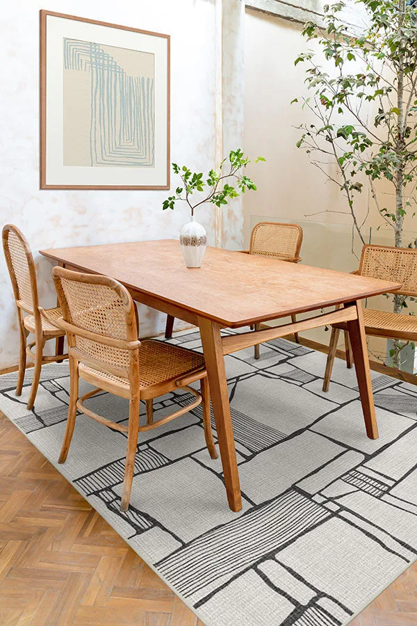 Outdoor Rune Black & Ivory Rug | Ruggable