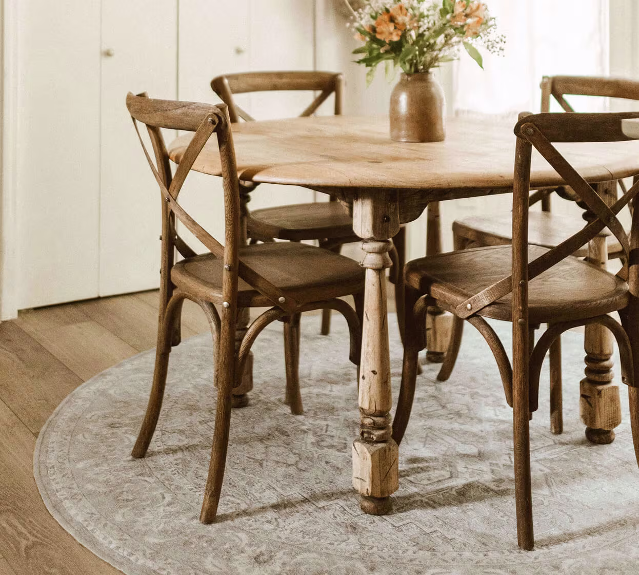 Hendesi Heriz Cream Round Rug