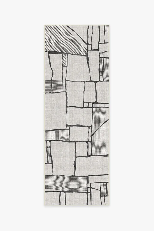 Outdoor Rune Black & Ivory Rug | Ruggable