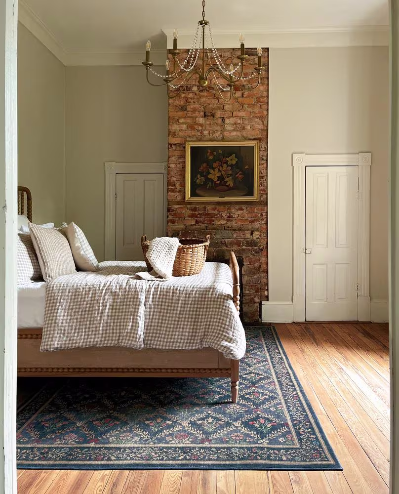 Ruggable Morris & Co. Bellflowers Blue Tufted Rug in Bedroom