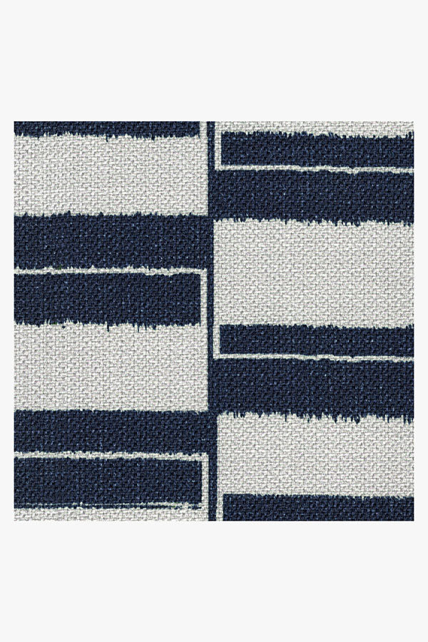 https://images.ctfassets.net/9y4fi2gkk4ov/X3AYBY8IHAkhYpCn8lAHP/8b5aabccb27edce33586cf2de36bc7f5/Outdoor_Offset_Stripe_Navy_Rug_Texture.jpg