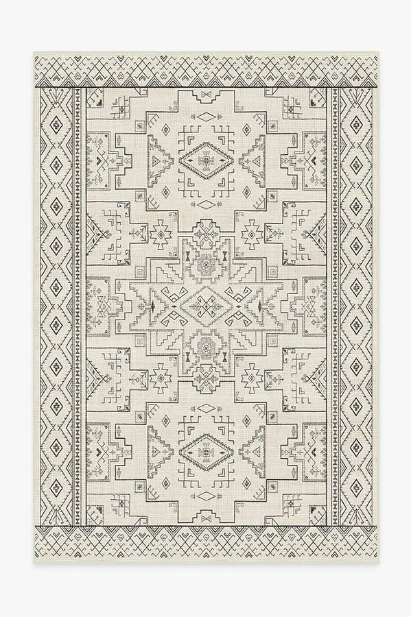 Leelu Black & White Tufted Rug Ruggable