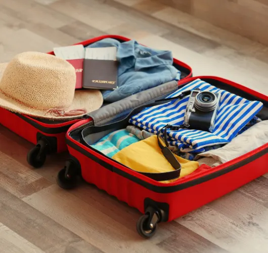 Five Tips to keep clothes looking great while traveling
