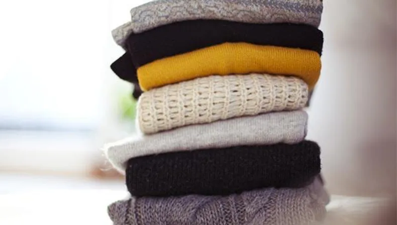 Prevent sweaters from stretching and piling using Downy liquid fabric conditioners