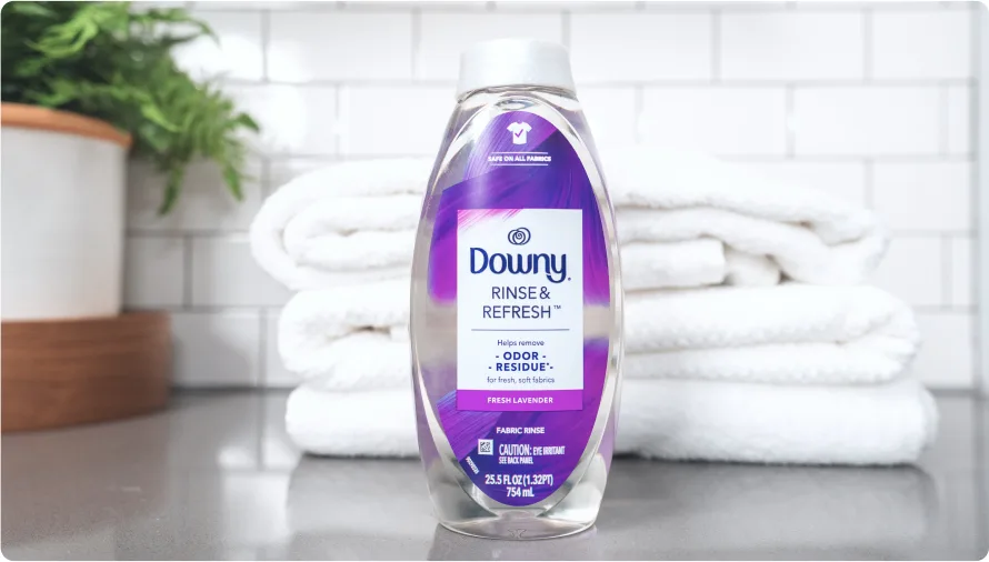 How does Downy Rinse work?