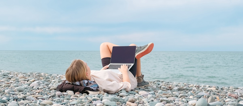 Five years post-remote work shift, we analyze the return to offices in a post-pandemic era. Discover the best choice for your business in 2025.