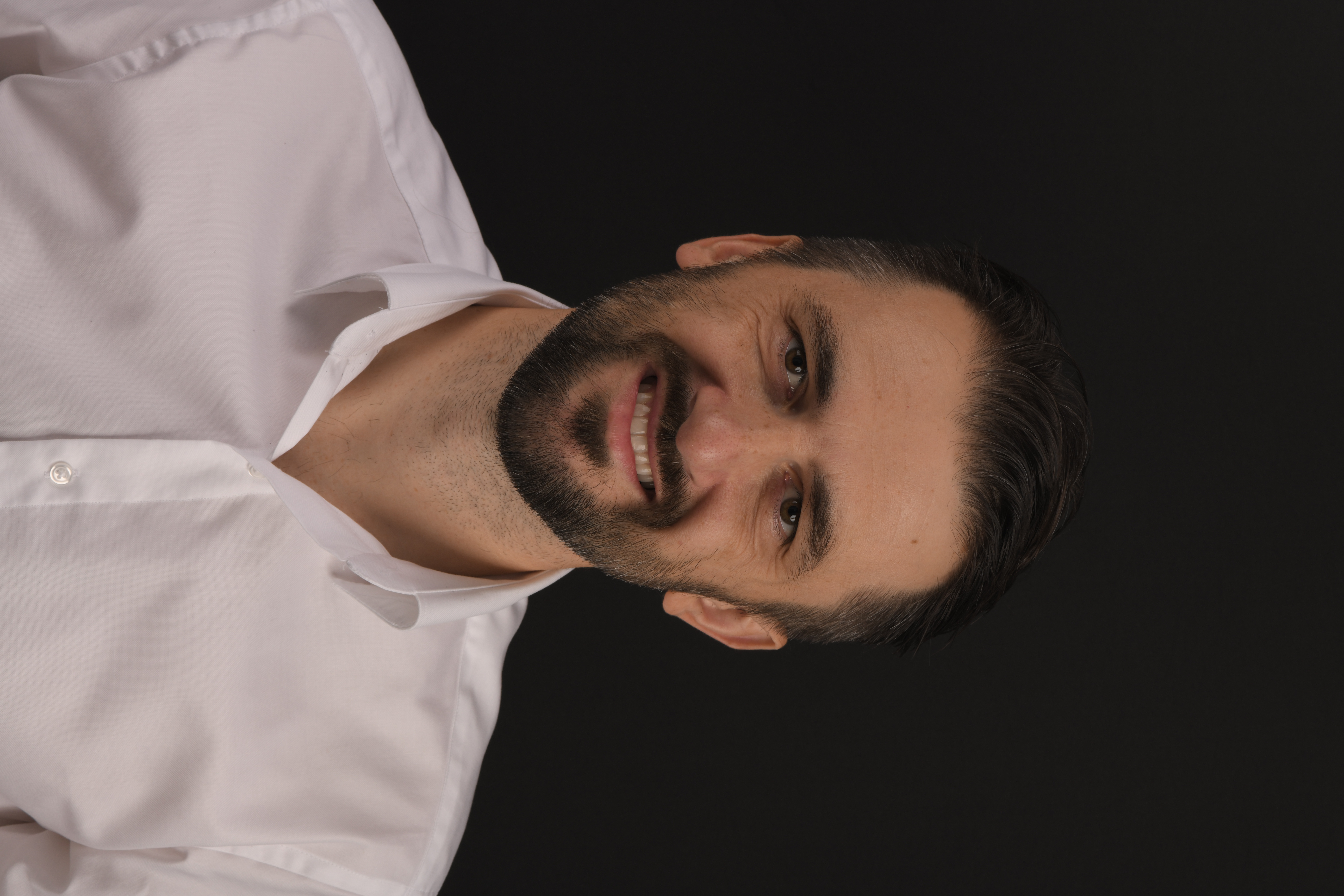 Dr. Cristian Dobreci