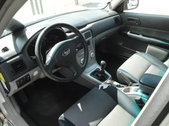 Subaru Forester 2.0 X Comfort AWD met  Audio, Cr. & Cl.control, LM-velgen, PDC en Tr.haak - Thumbnail 10