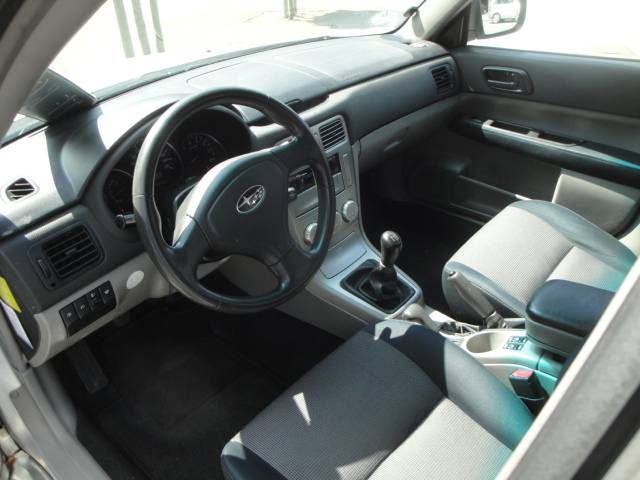 Subaru Forester 2.0 X Comfort AWD met  Audio, Cr. & Cl.control, LM-velgen, PDC en Tr.haak - Thumbnail 22