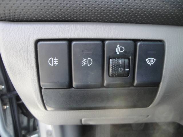 Subaru Forester 2.0 X Comfort AWD met  Audio, Cr. & Cl.control, LM-velgen, PDC en Tr.haak - Thumbnail 13