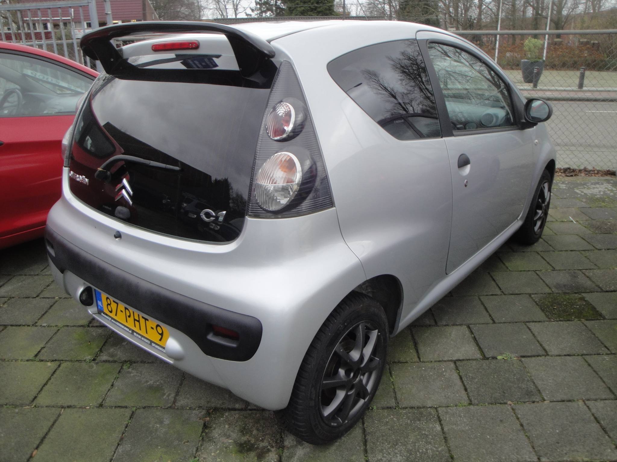 Citroên C1 1.0 3-Drs met o.a. Audio, Airco, CPV, El.ramen, LM-velgen & A-spoiler. - Thumbnail 2