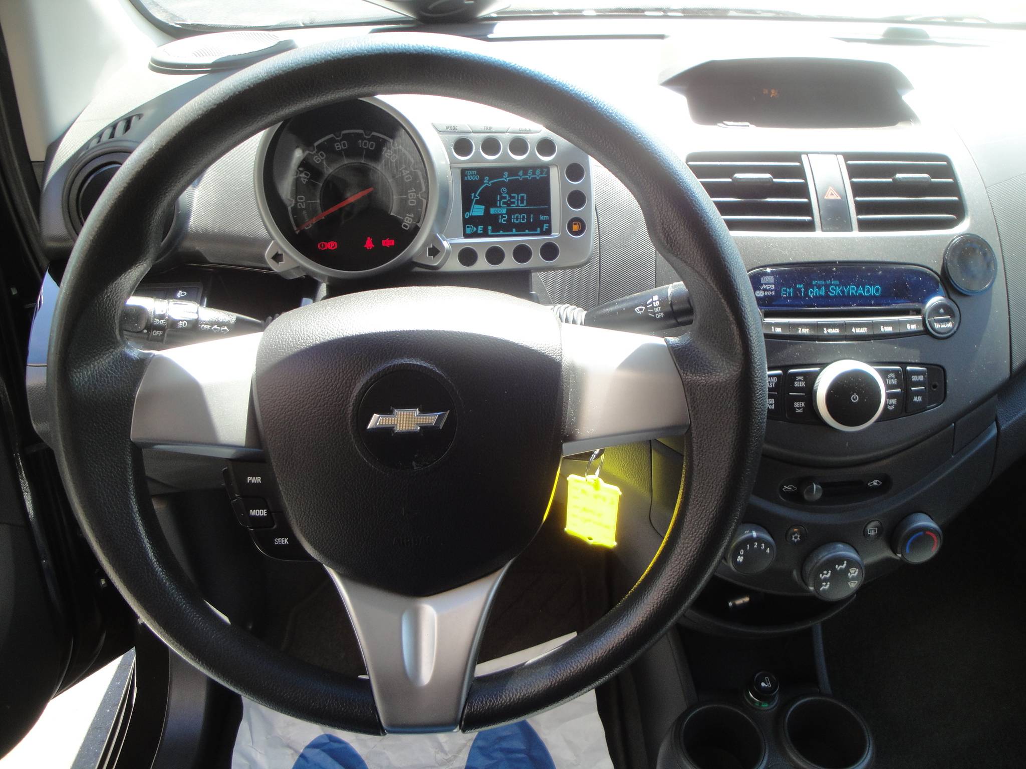 Chevrolet Spark 1.0 LS BiFeul 5-Drs. met o.a. Audio Apple C.play & Android A., Airco, A-uitrijCam., etc. - Thumbnail 5