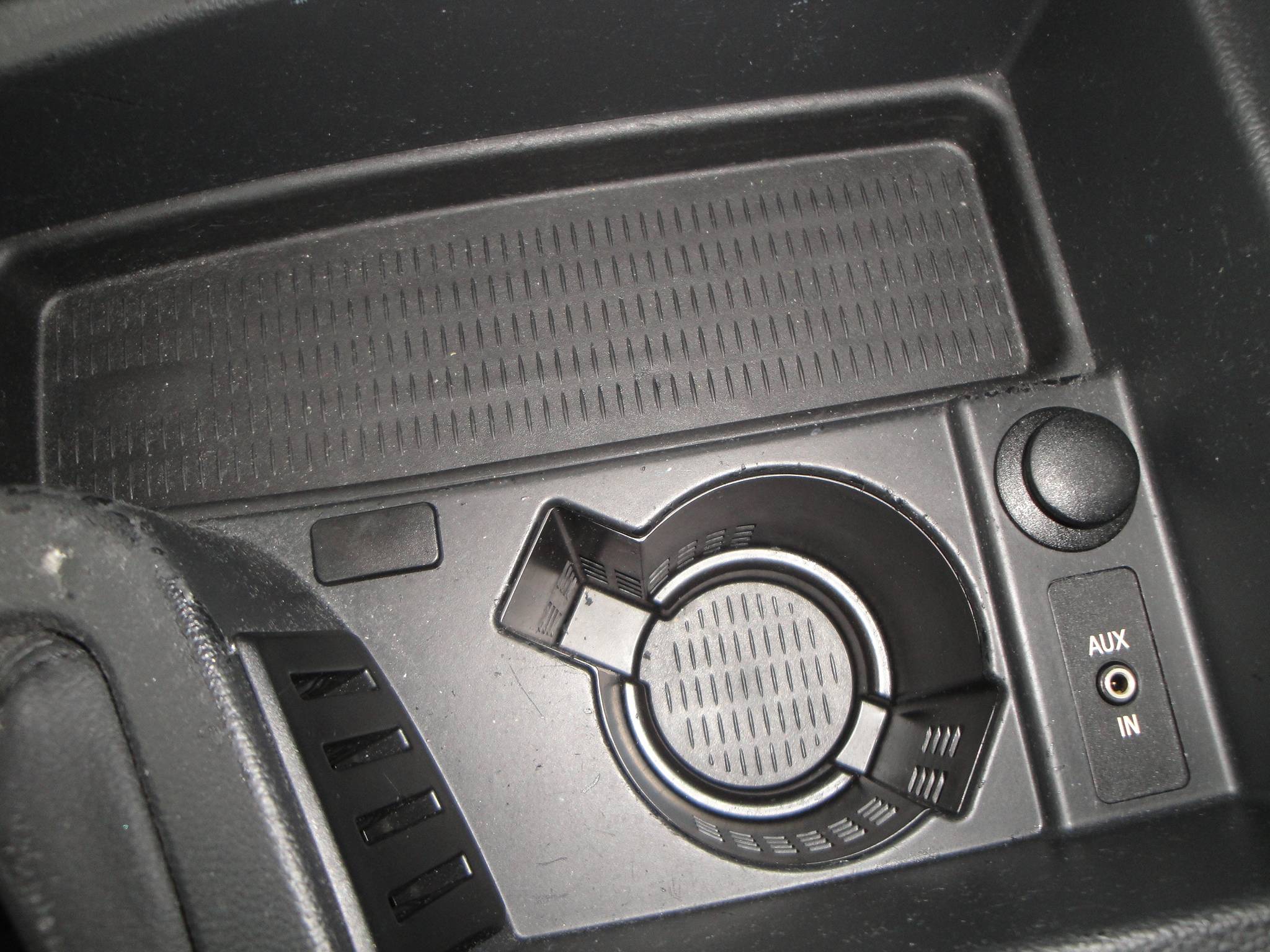 BMW 320i 2.0i 6-Sp. 4-Drs. Sedan (Zéér netjes, niet in gerookt) met o.a. Airco, Audio, LM-velgen, etc. & nw. APK. - Thumbnail 17