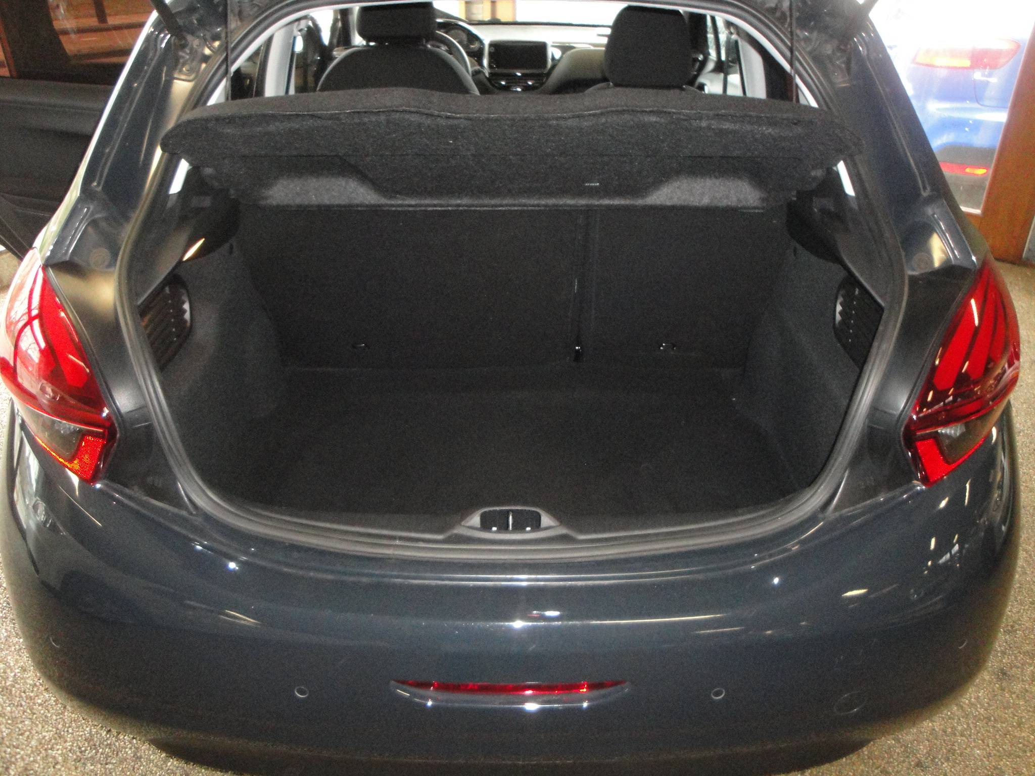 Peugeot 208 1.2 PureTech (1eEig.) Blue Lion 5-Drs. met o.a. Airco, Audio, Cr.Control, Nav. én nw. D.riem!! - Thumbnail 7