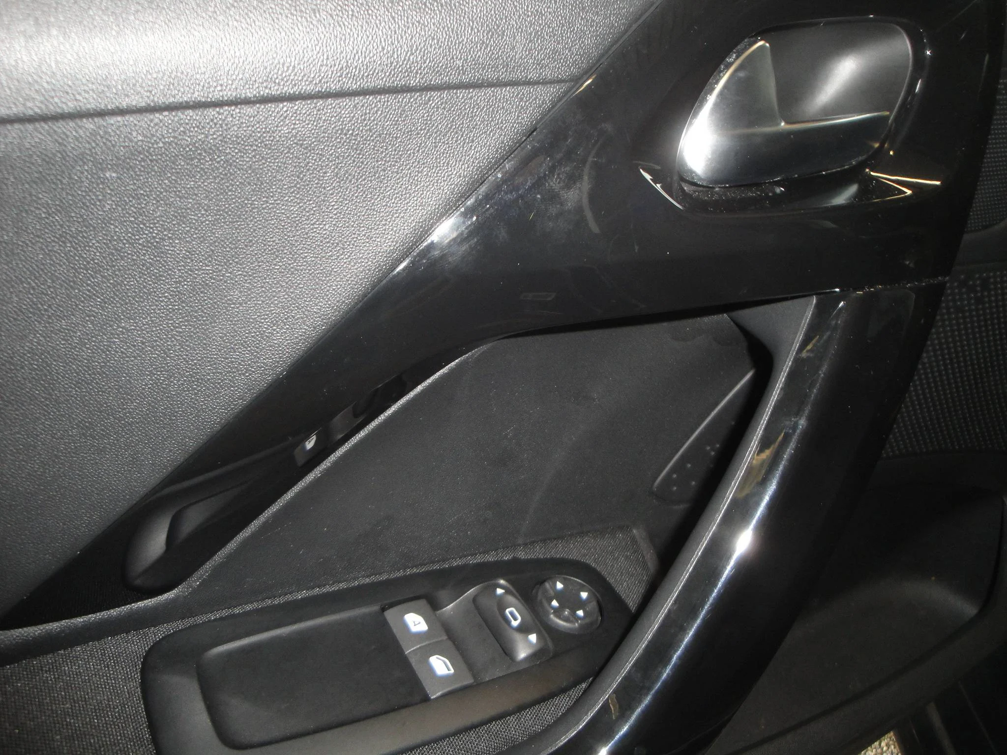 Peugeot 208 1.2 PureTech (1eEig.) Blue Lion 5-Drs. met o.a. Airco, Audio, Cr.Control, Nav. én nw. D.riem!! - Thumbnail 13