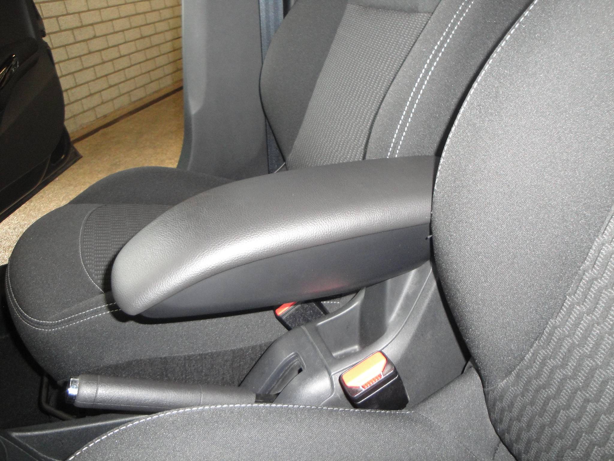 Peugeot 208 1.2 PureTech (1eEig.) Blue Lion 5-Drs. met o.a. Airco, Audio, Cr.Control, Nav. én nw. D.riem!! - Thumbnail 14