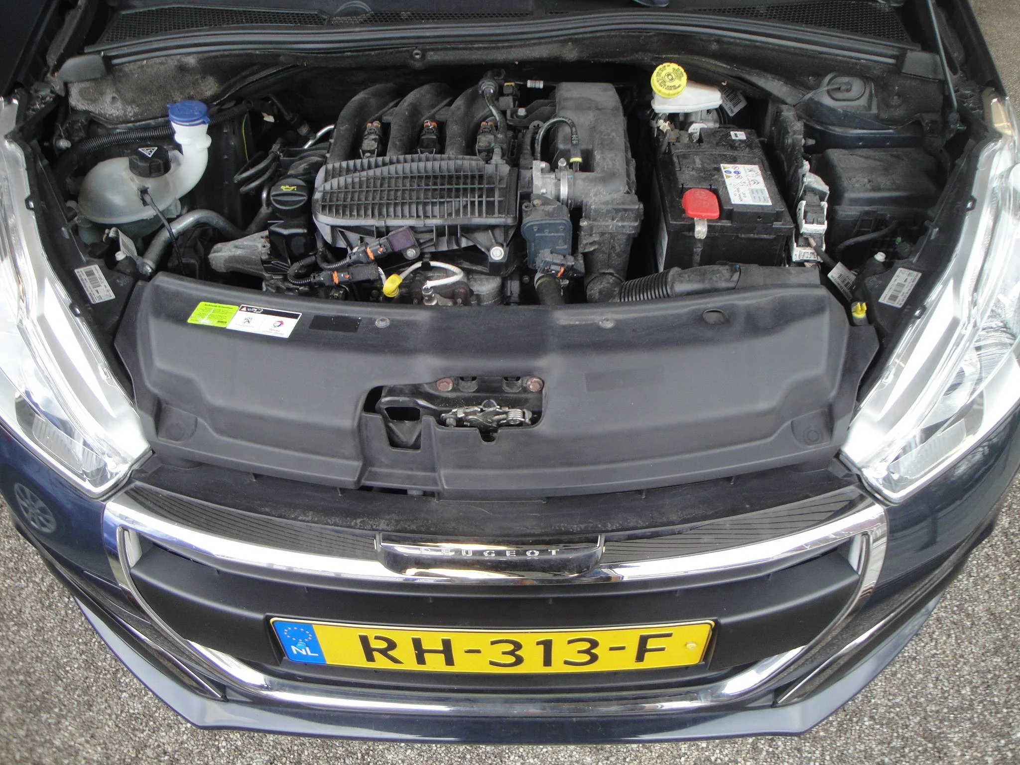 Peugeot 208 1.2 PureTech (1eEig.) Blue Lion 5-Drs. met o.a. Airco, Audio, Cr.Control, Nav. én nw. D.riem!! - Thumbnail 15