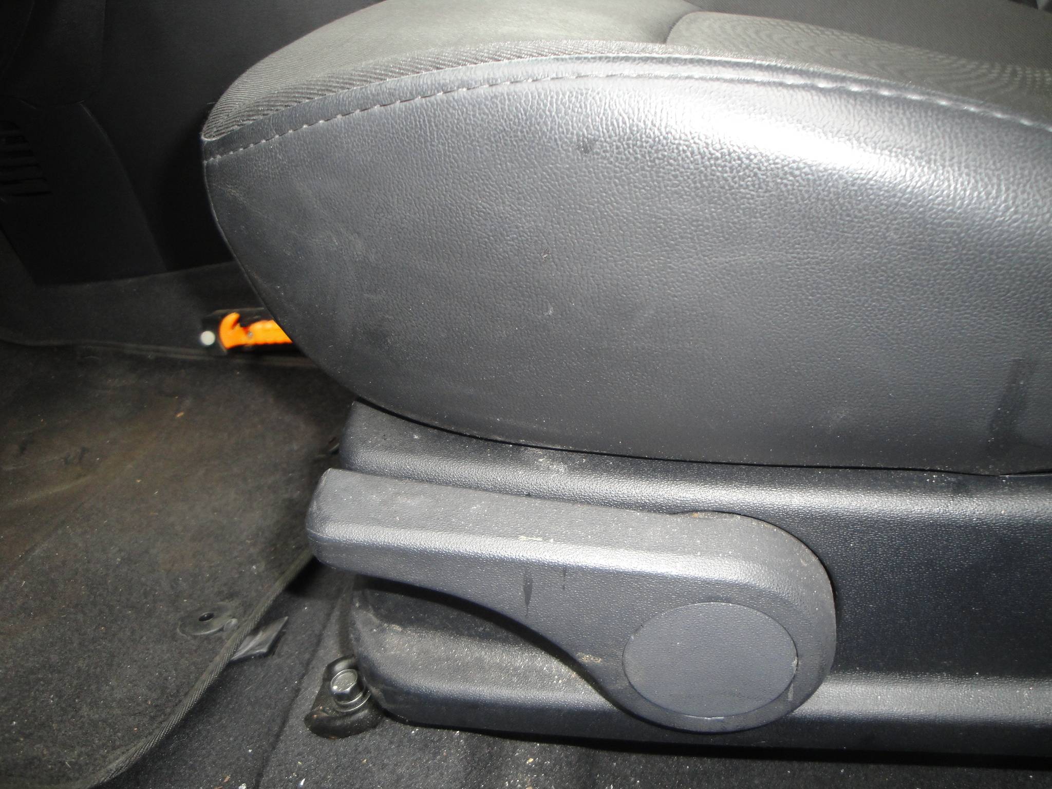 Hyundai i10 1.1 i-Drive 5-Drs. Cool  met o.a. Airco, Audio, LM-velgen, etc. - Thumbnail 9