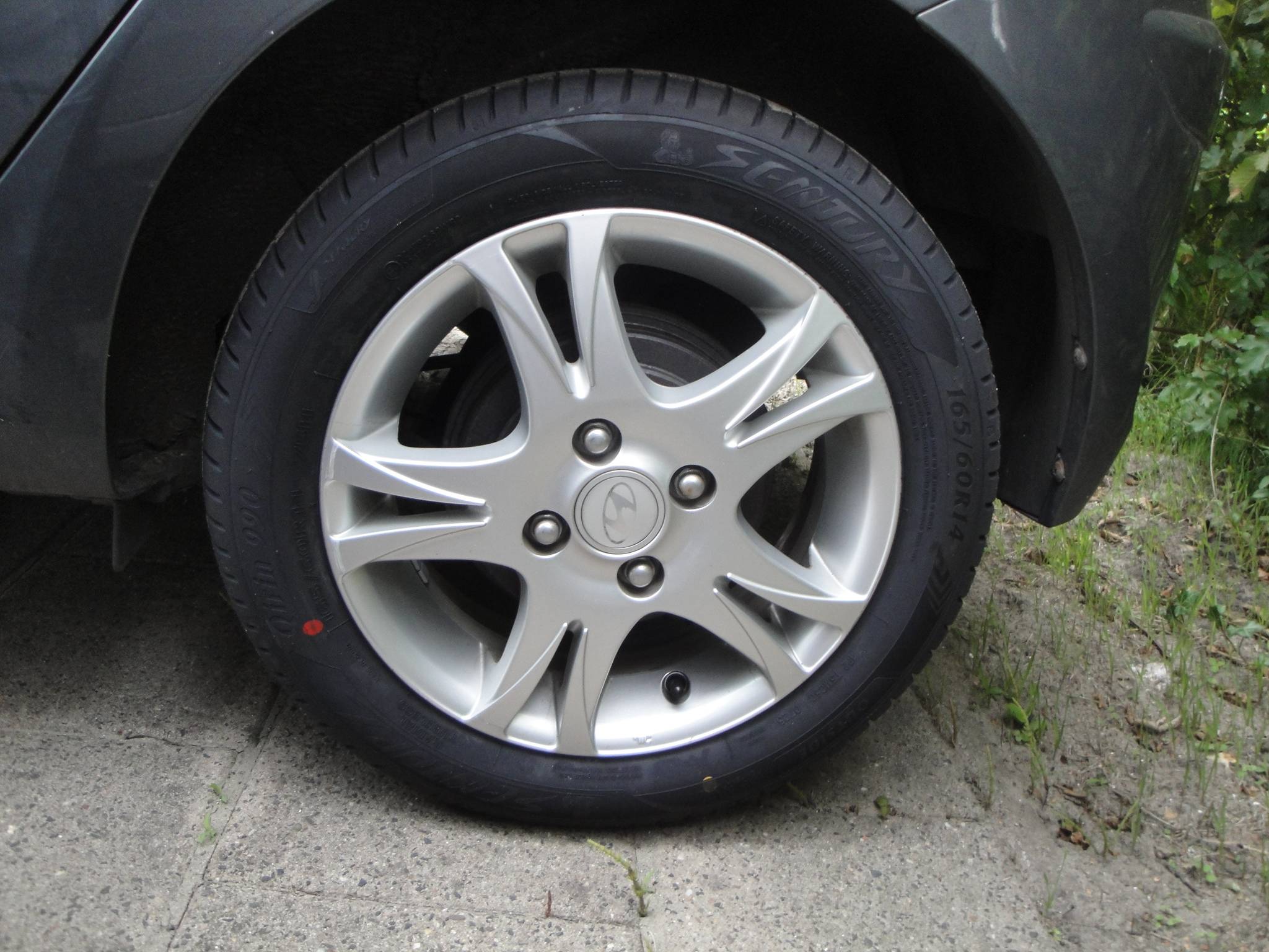 Hyundai i10 1.1 i-Drive 5-Drs. Cool  met o.a. Airco, Audio, LM-velgen, etc. - Thumbnail 10