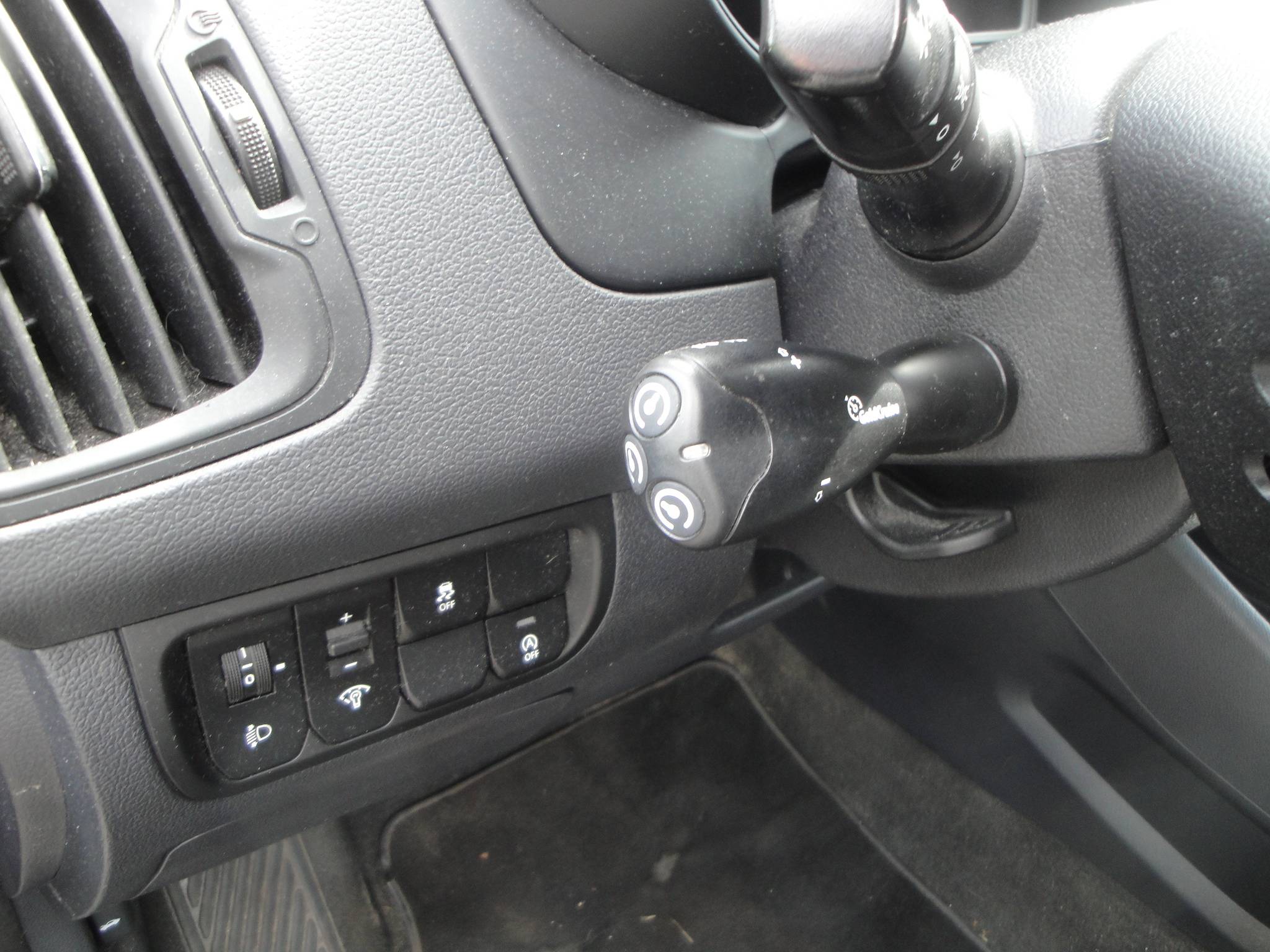 Kia Rio 1.2 5-Drs. met o.a. Audio, Airco en Cr.Control. - Thumbnail 9