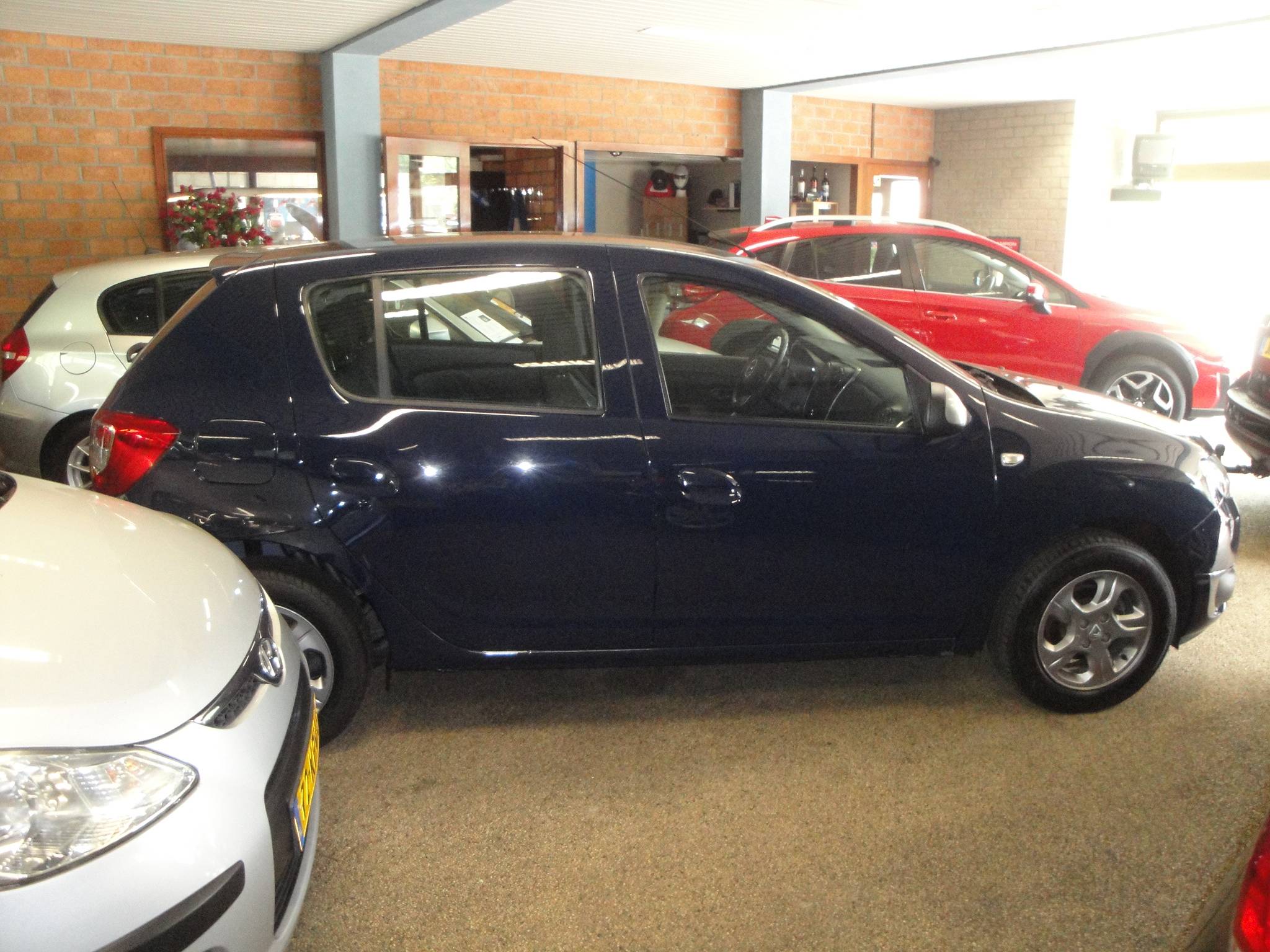 Dacia Sandero 0.9 TCe 5-Drs met o.a. Audio, Airco, Cr.Control, P.sens. A., LM-velgen, etc. - Thumbnail 5